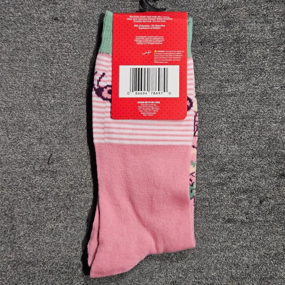 Strawberry Shortcake Pink Crew Socks Women Shoe Size 6.5-12 Retro Cartoon NWT